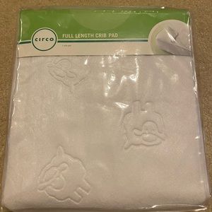 Circo- Waterproof crib pad